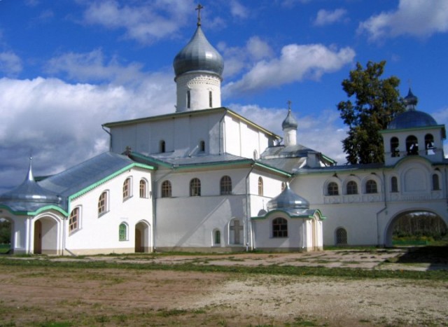 Иоанно-Богословский собор. Крыпецкий монастырь