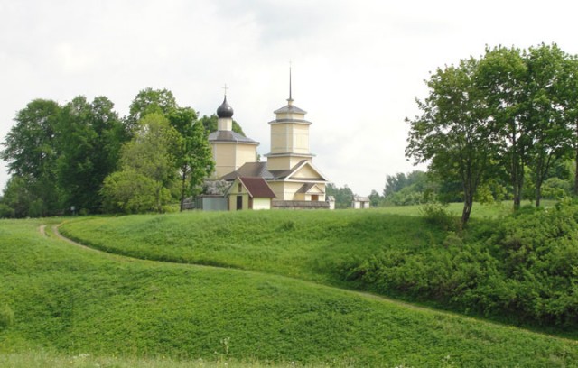 Городище Воронич. Церковь Св. Георгия